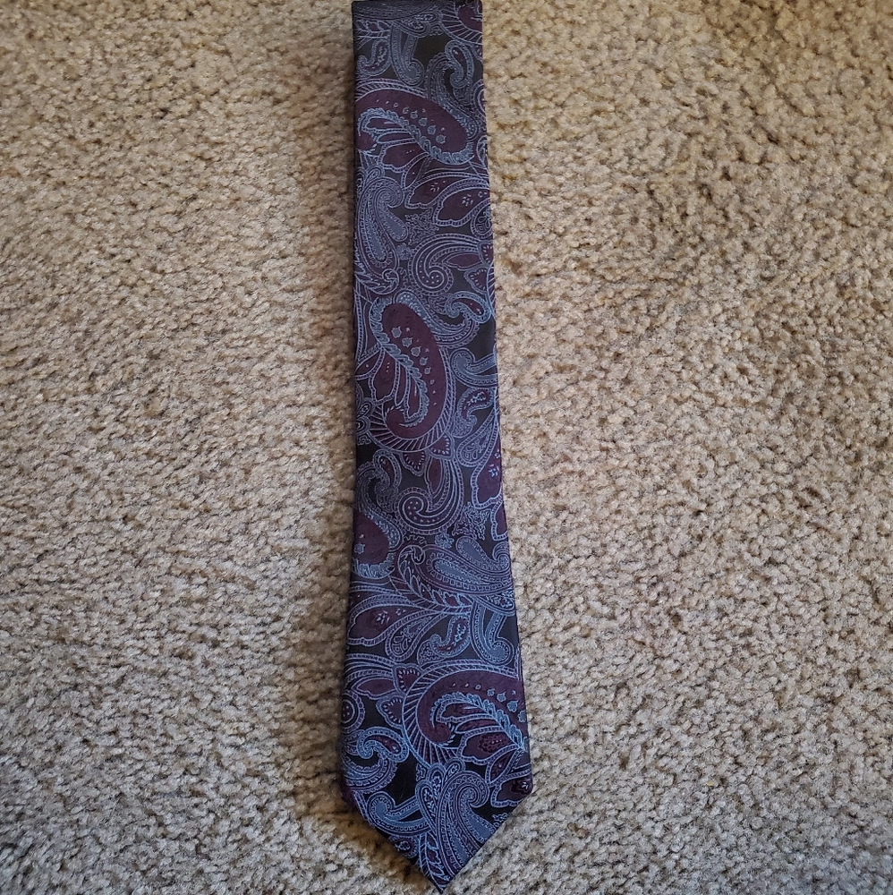 Paisley Tie